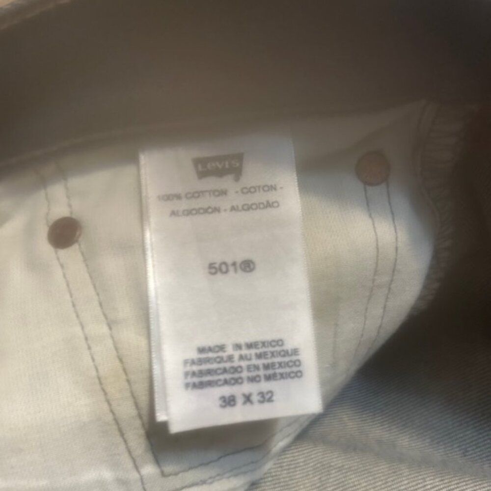 501 button-fly 5 pocket denim jeans, size 38/32 - Picture 4 of 6